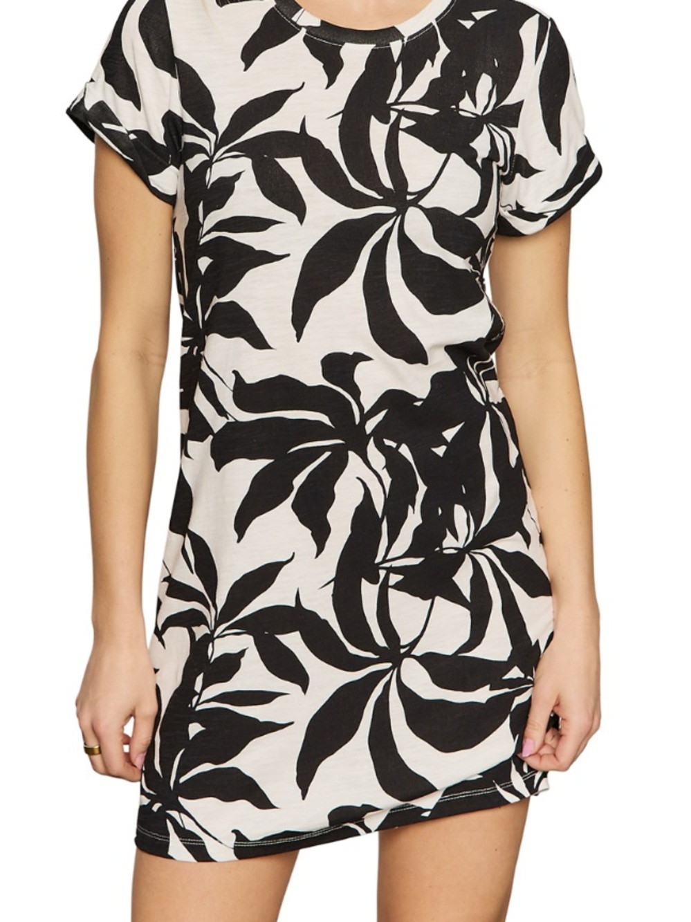Sanctuary Black and White Floral Shift Dress